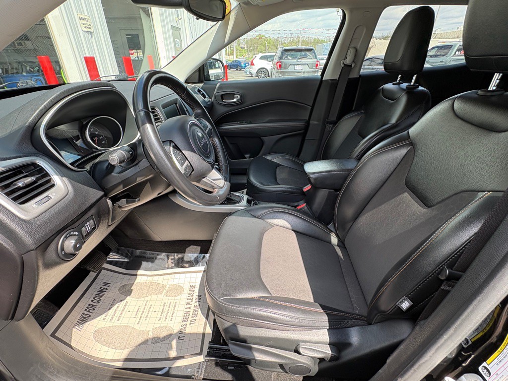 2019 Jeep Compass Image 9