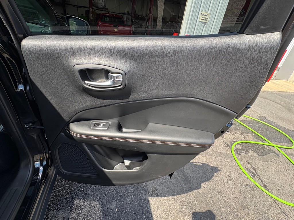 2019 Jeep Compass Image 14