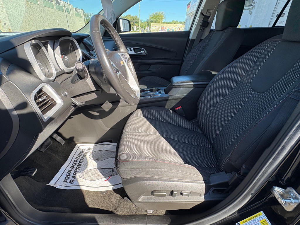 2017 Chevrolet Equinox Image 7