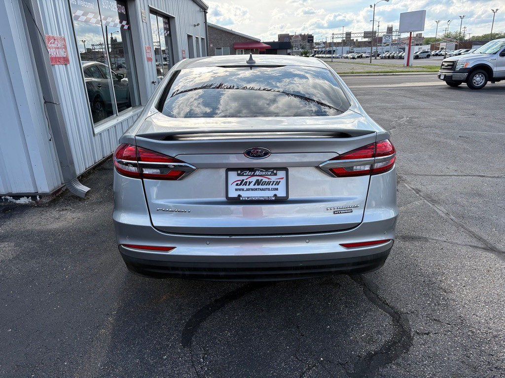 2020 Ford Fusion Image 4