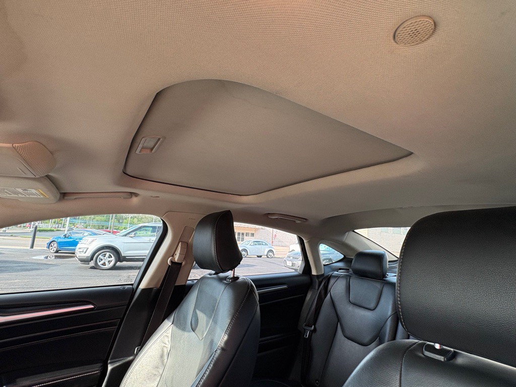 2020 Ford Fusion Image 9