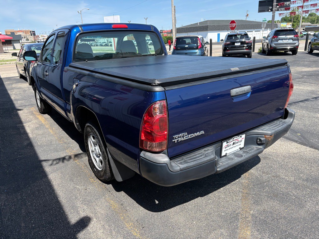 2015 Toyota Tacoma Image 5