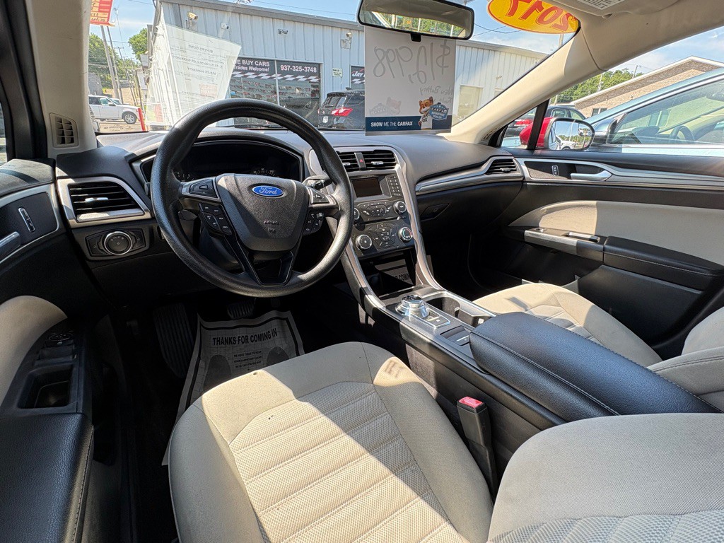 2017 Ford Fusion Image 9
