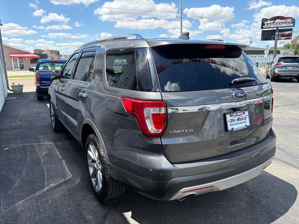 2016 Ford Explorer Image 5
