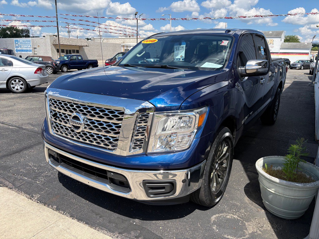2018 Nissan Titan Image 6