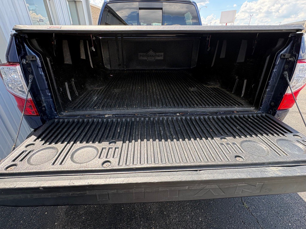 2018 Nissan Titan Image 13