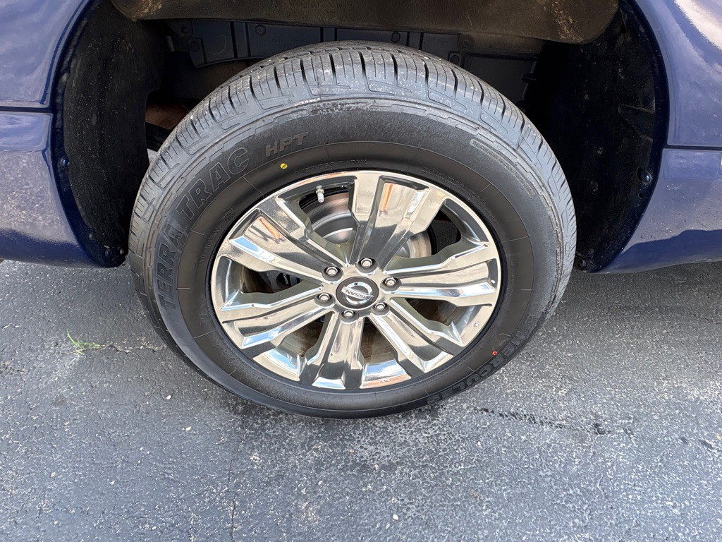 2018 Nissan Titan Image 20