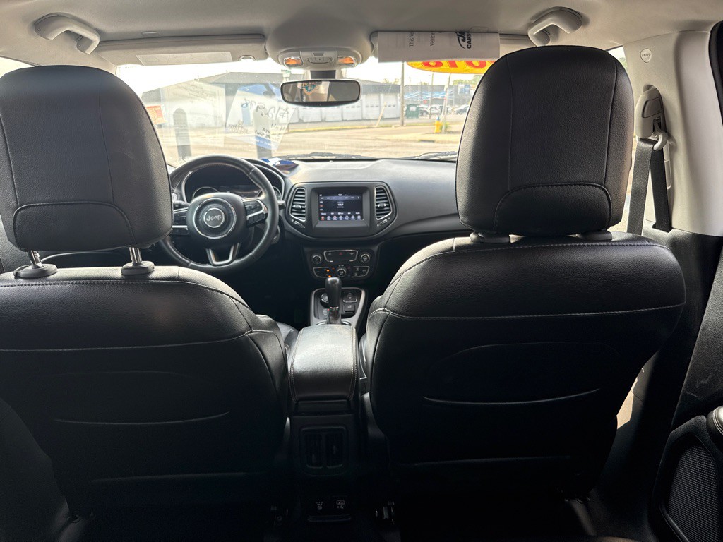 2018 Jeep Compass Image 9