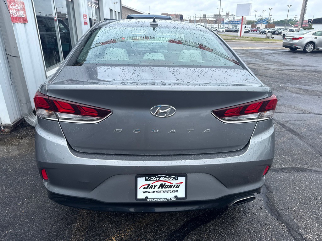 2018 Hyundai Sonata Image 5