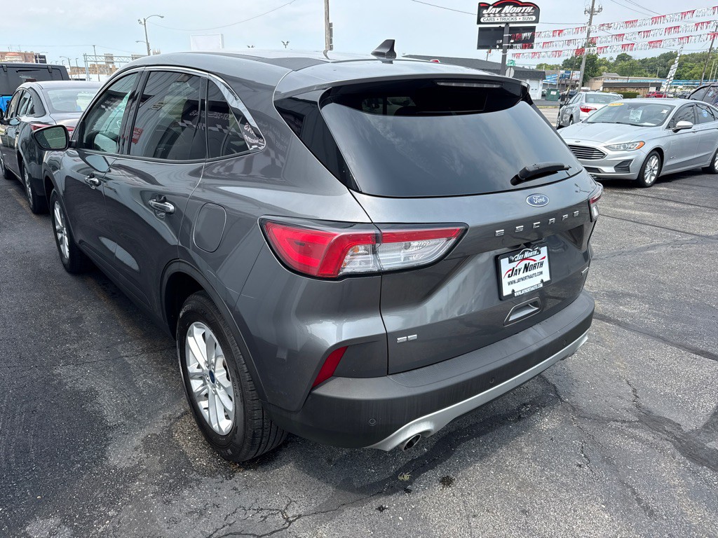2022 Ford Escape Image 3