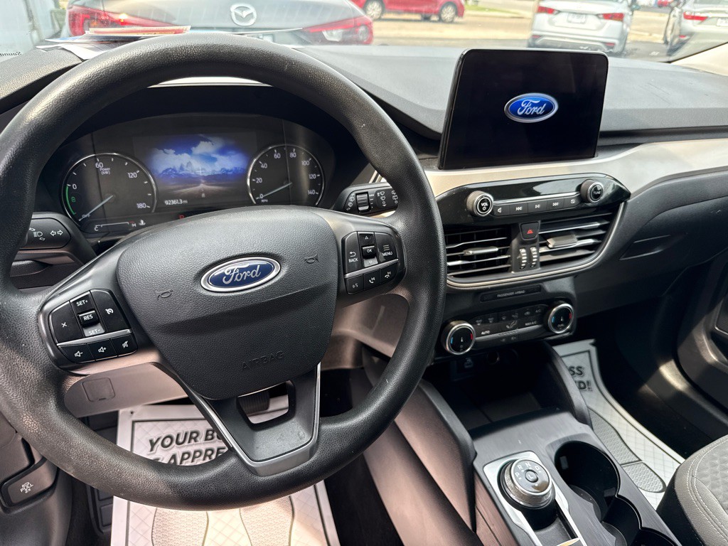 2022 Ford Escape Image 10