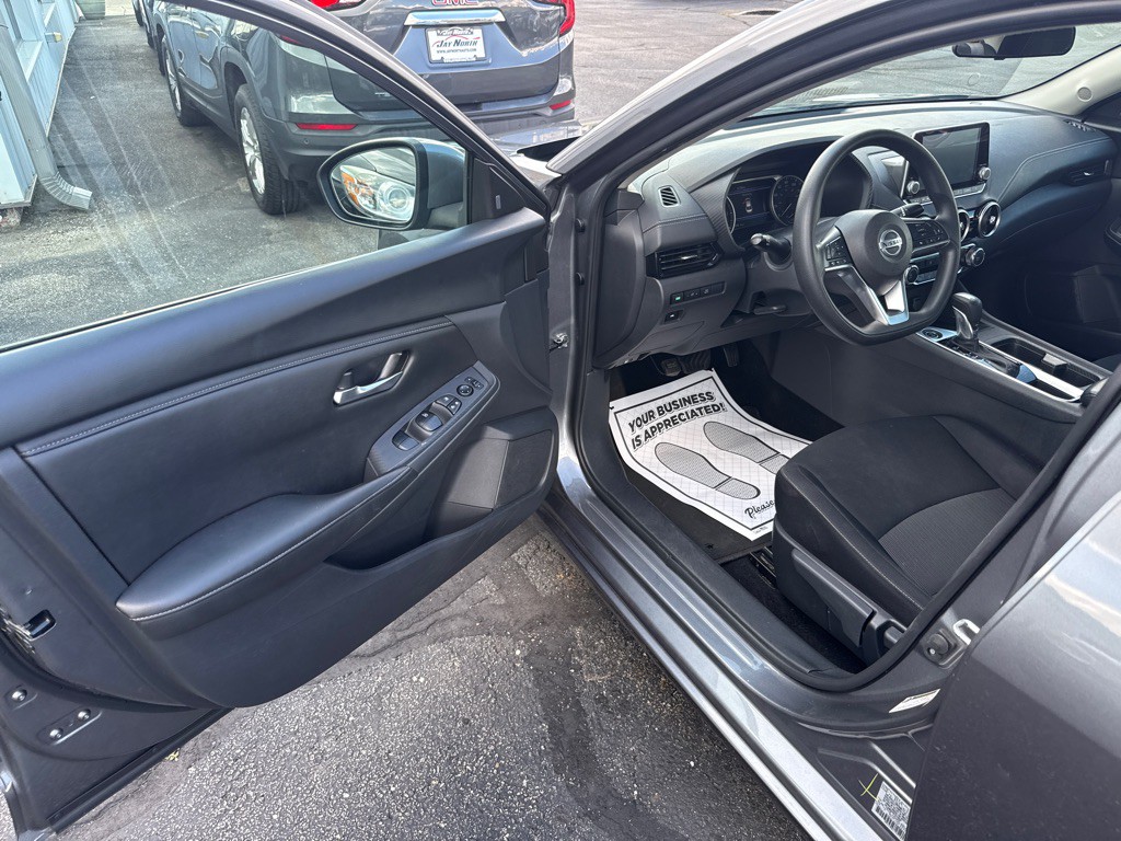 2023 Nissan Sentra Image 9