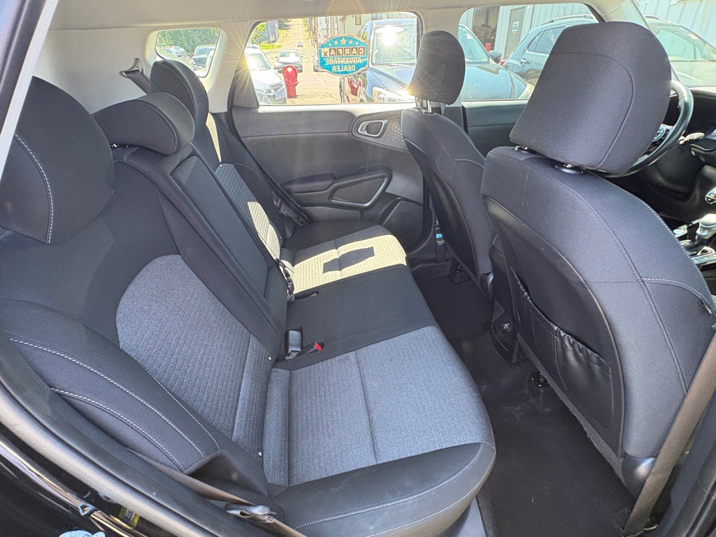 2021 Kia Soul Image 14