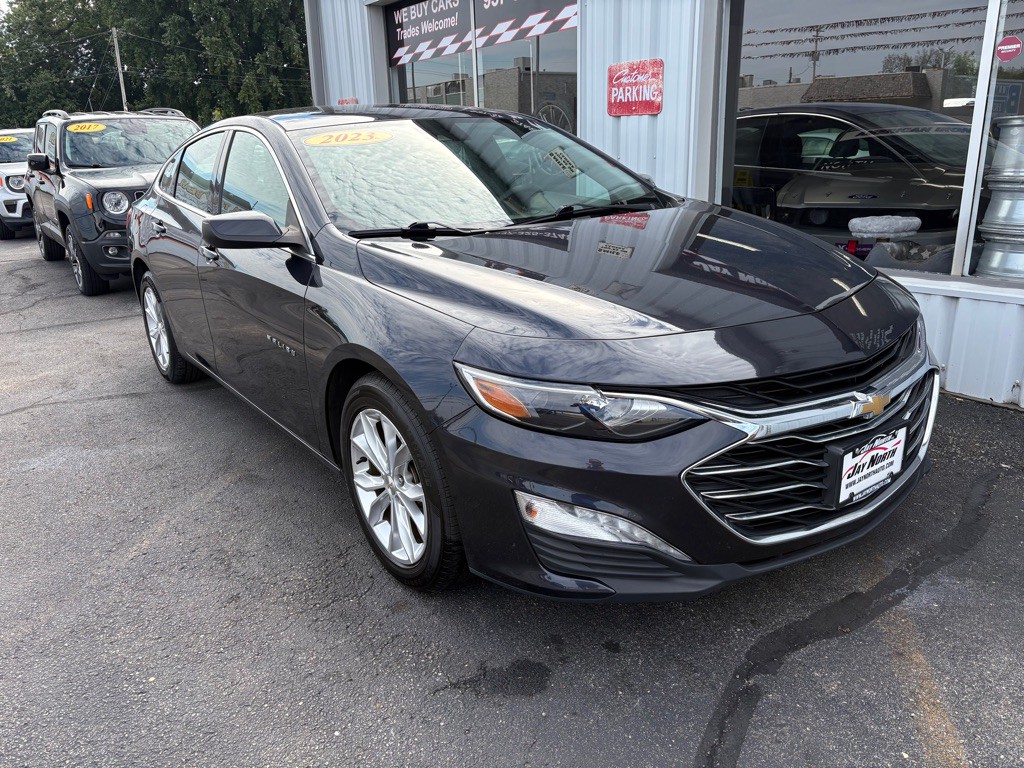 2023 Chevrolet Malibu Image 1