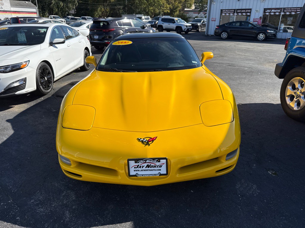 2000 Chevrolet Corvette Image 2