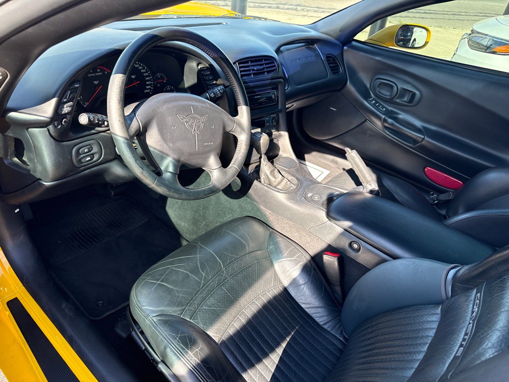 2000 Chevrolet Corvette Image 11