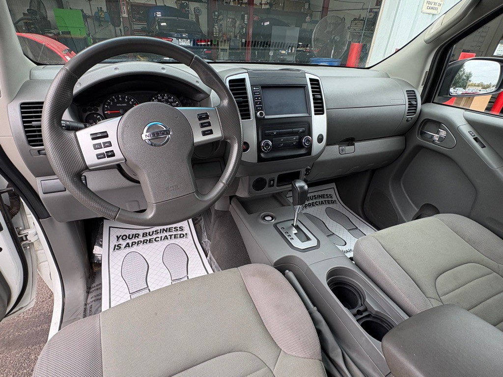 2021 Nissan Frontier Image 11