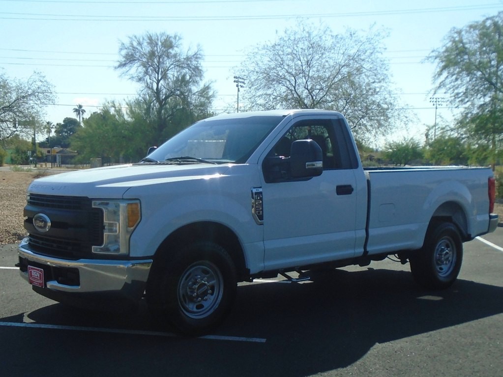 2017 Ford F-250 Image 1
