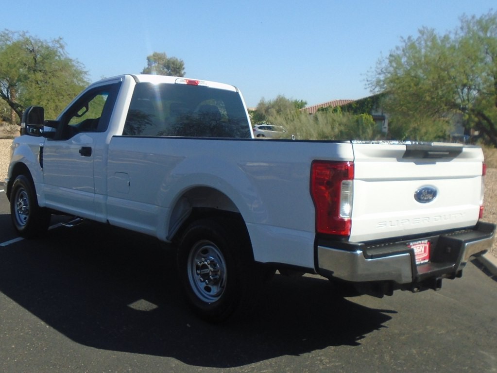 2017 Ford F-250 Image 3