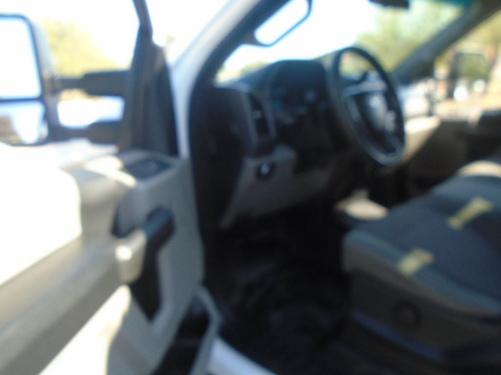 2017 Ford F-250 Image 8