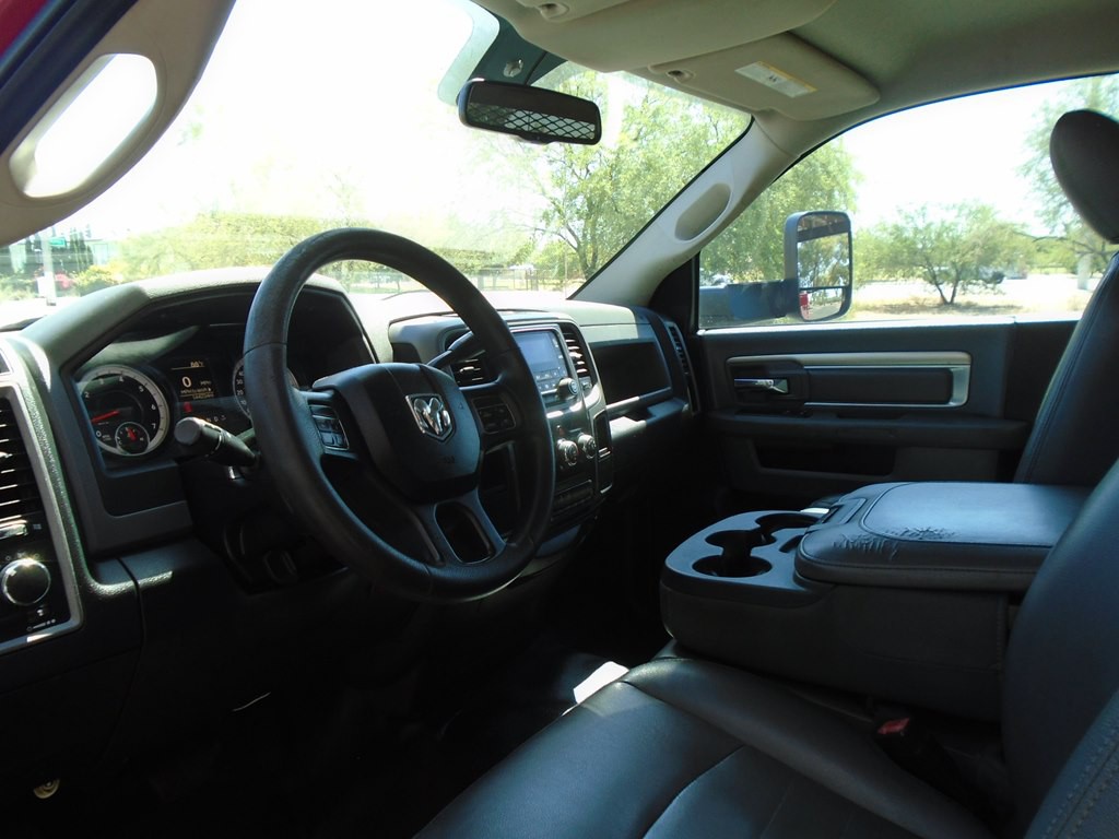 2015 RAM 3500 Image 12