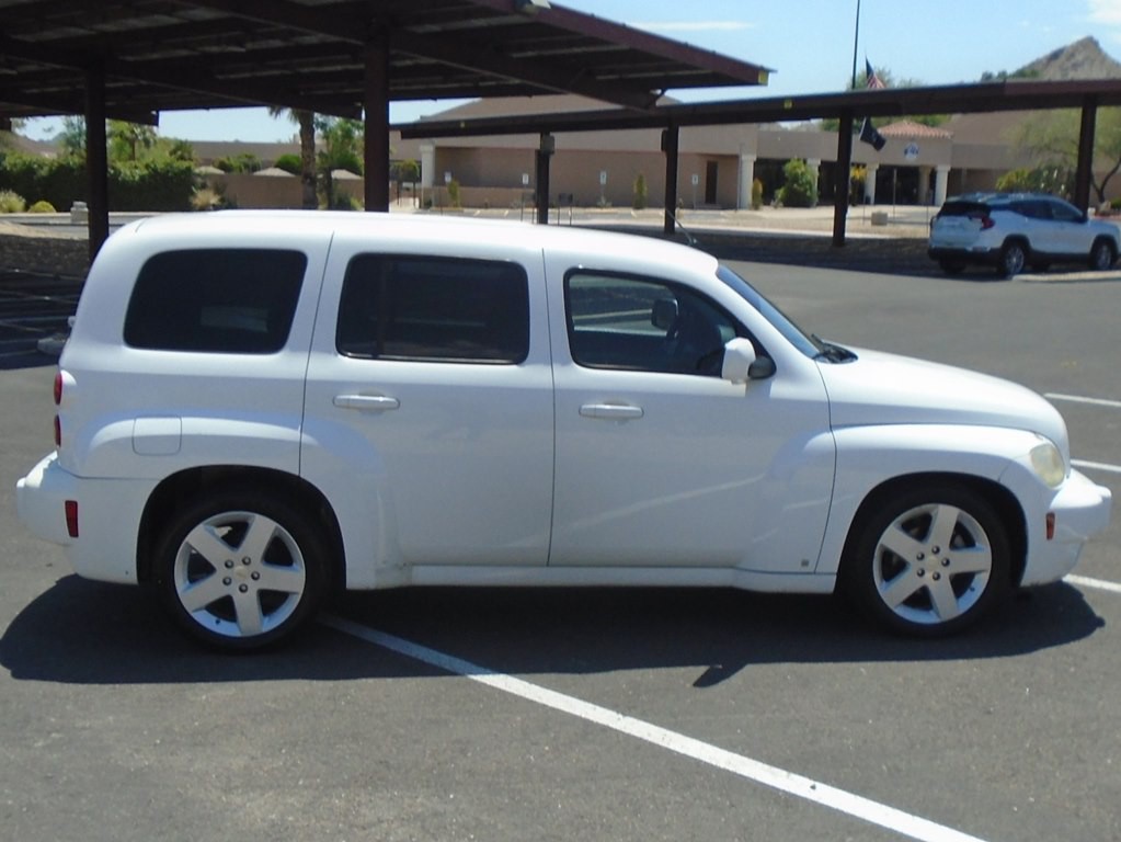 2009 Chevrolet HHR Image 6