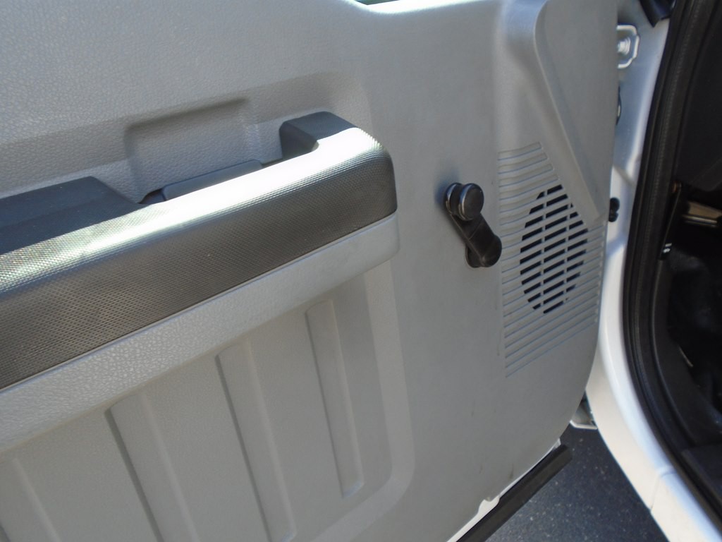 2012 Ford F-250 Image 9