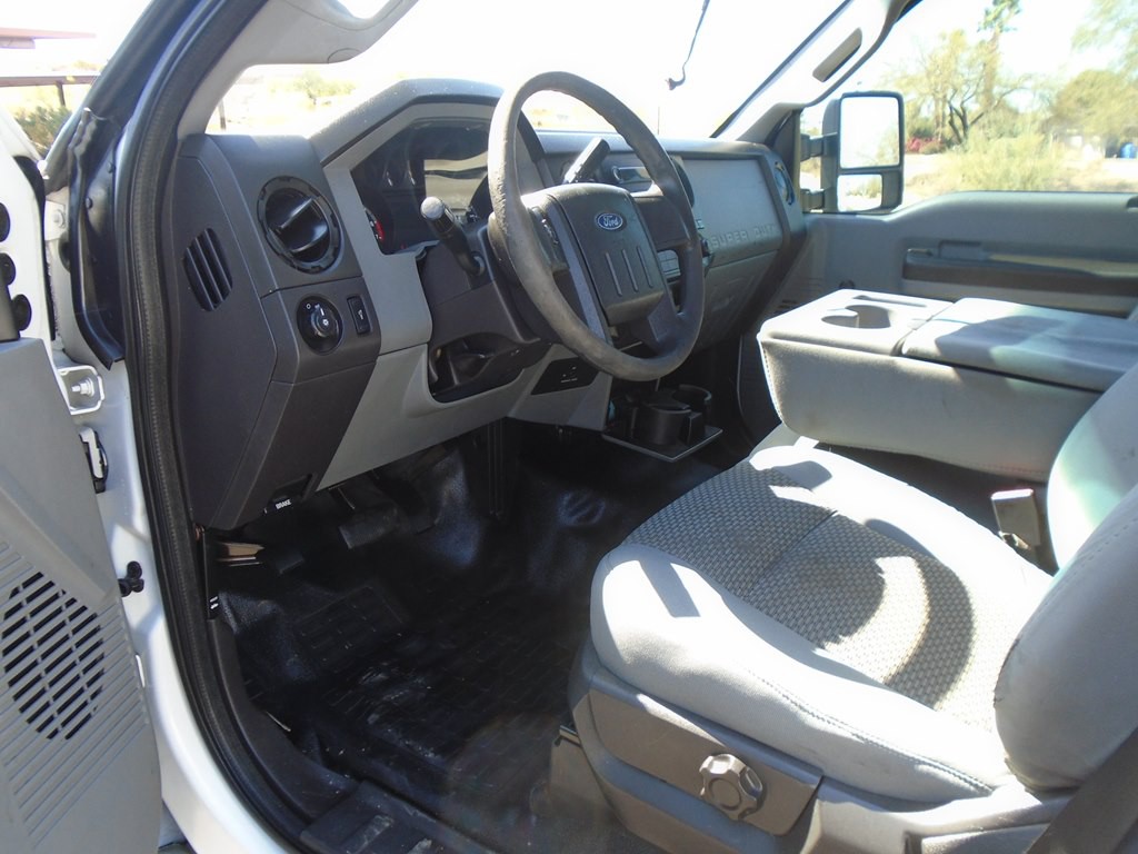 2012 Ford F-250 Image 10