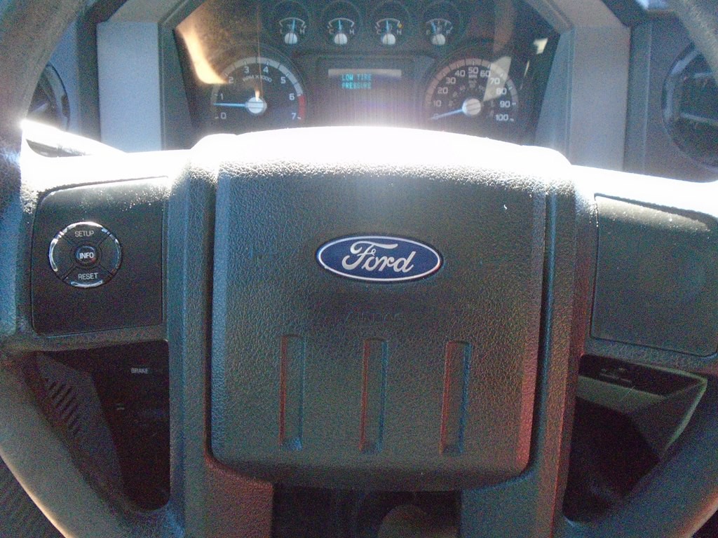 2012 Ford F-250 Image 12