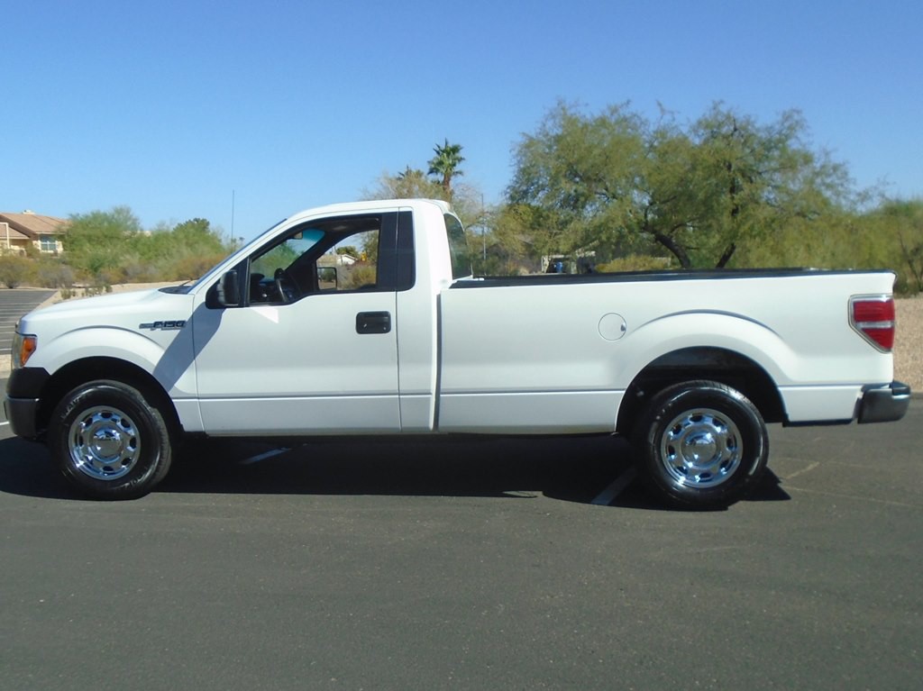 2011 Ford F-150 Image 2