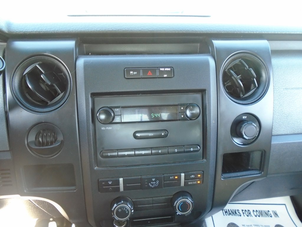 2011 Ford F-150 Image 12