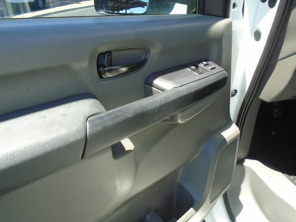 2018 Nissan NV Image 11