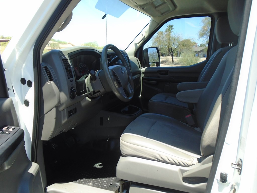 2018 Nissan NV Image 12
