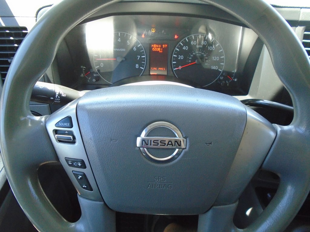 2018 Nissan NV Image 15