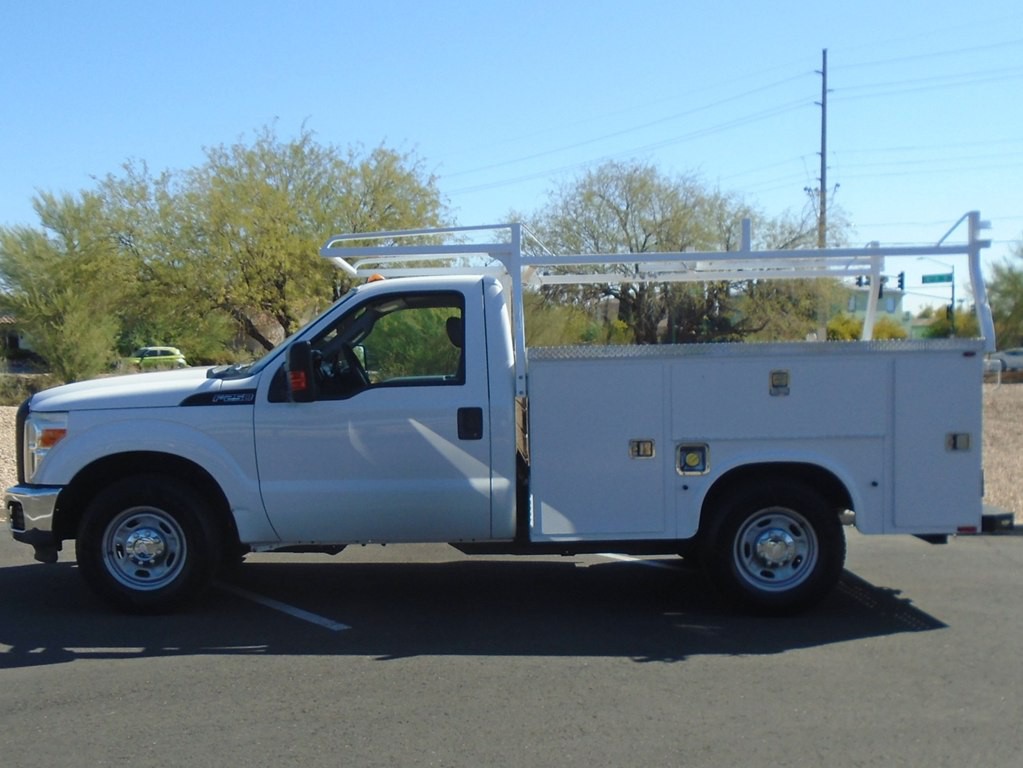 2013 Ford F-250 Image 2