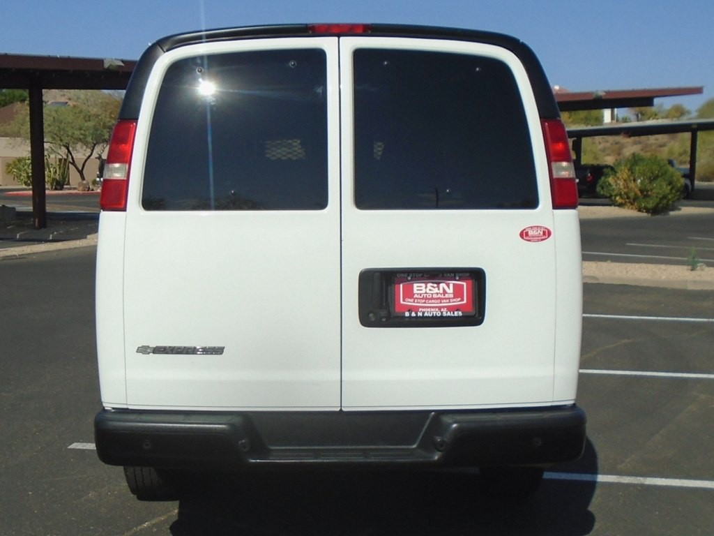 2019 Chevrolet Express Image 4