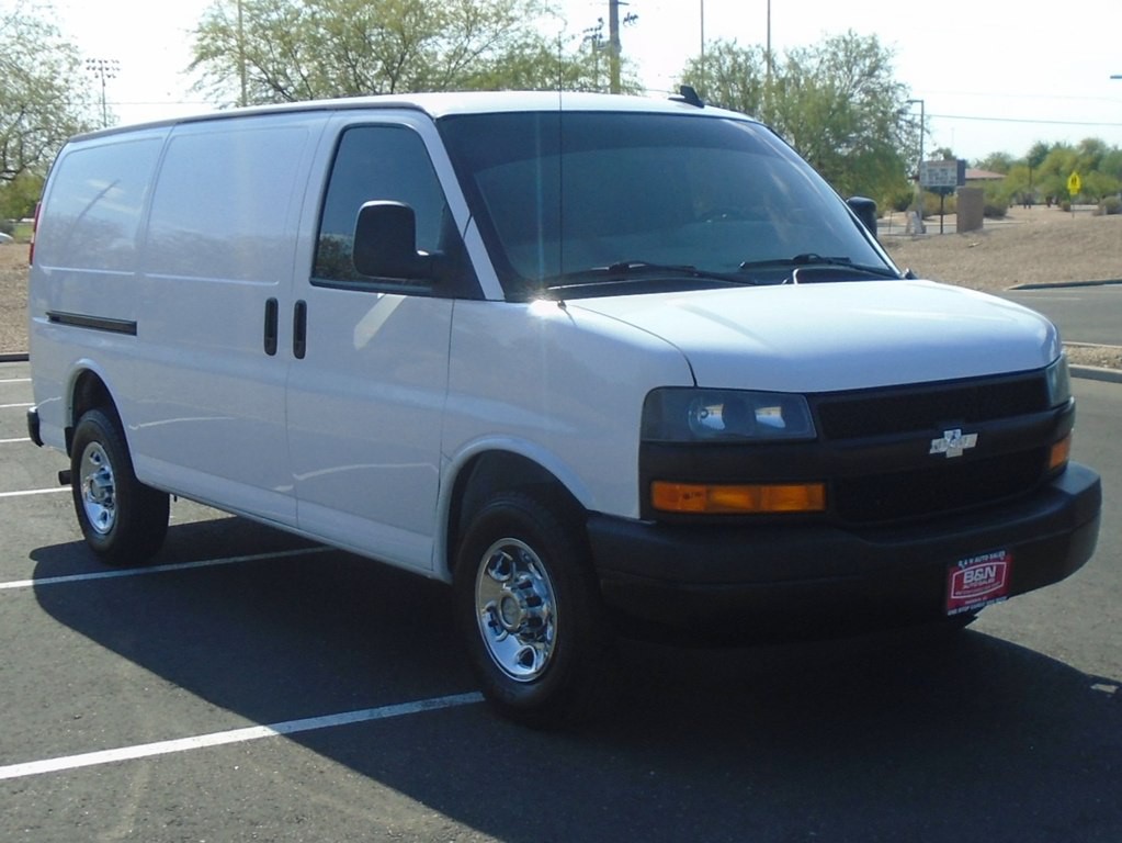 2019 Chevrolet Express Image 7