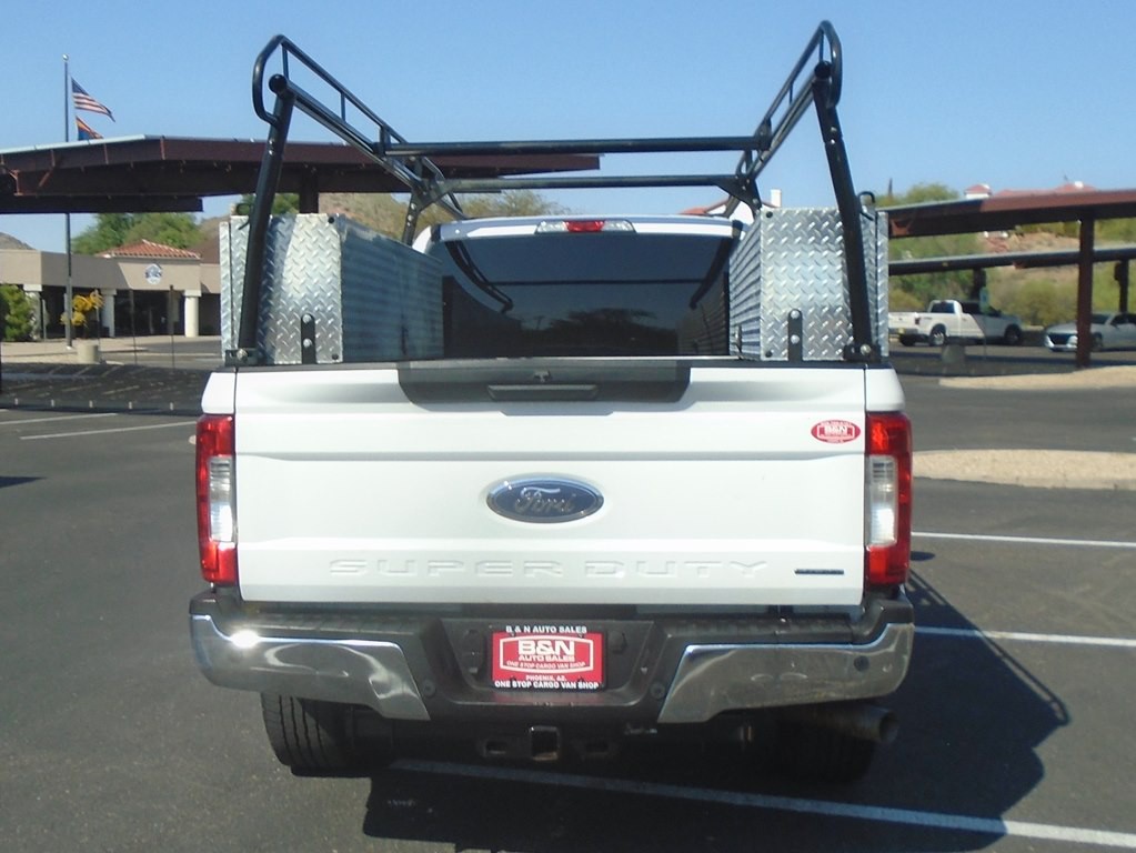 2017 Ford F-250 Image 4