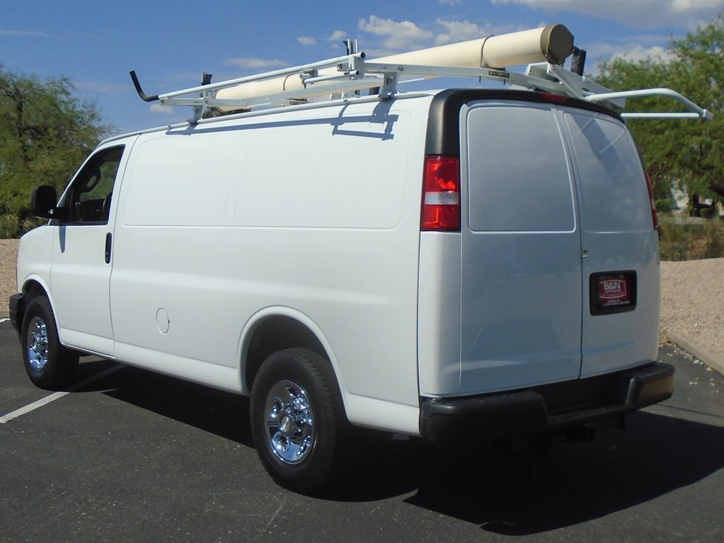 2020 Chevrolet Express Image 3