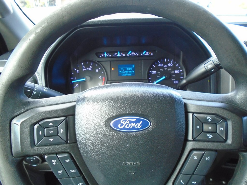 2017 Ford F-350 Image 28