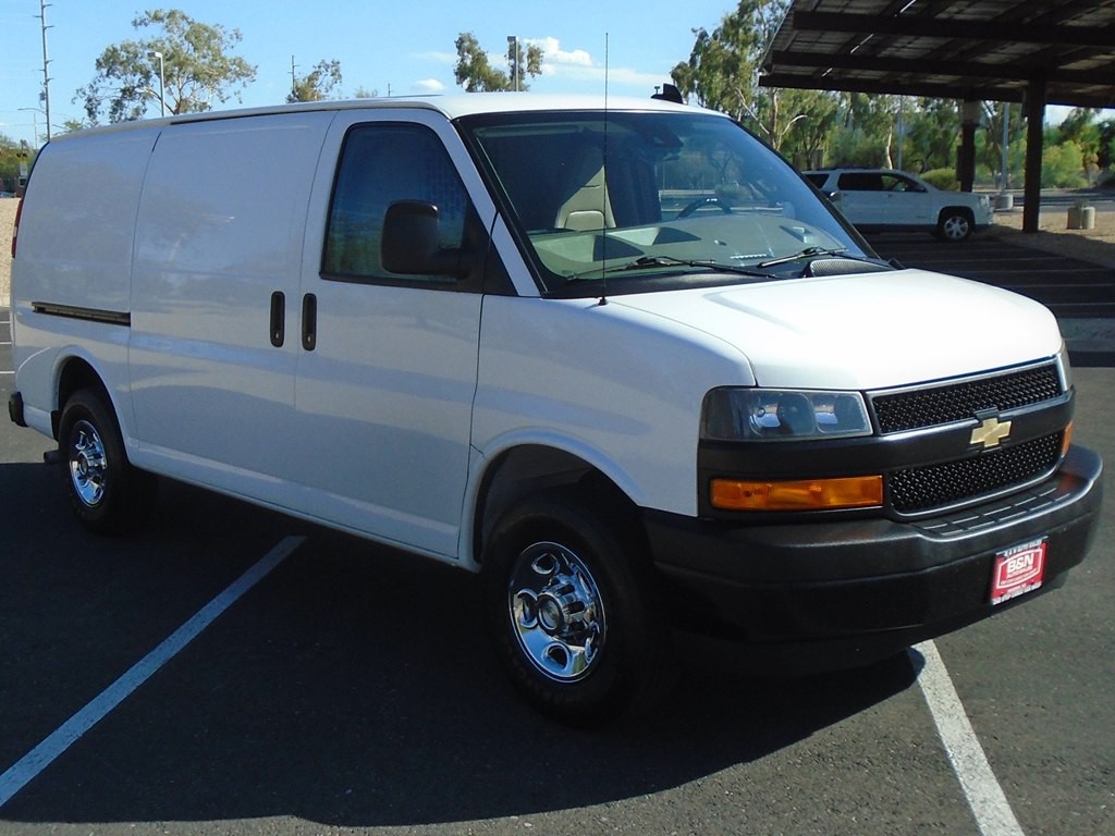 2021 Chevrolet Express Image 7