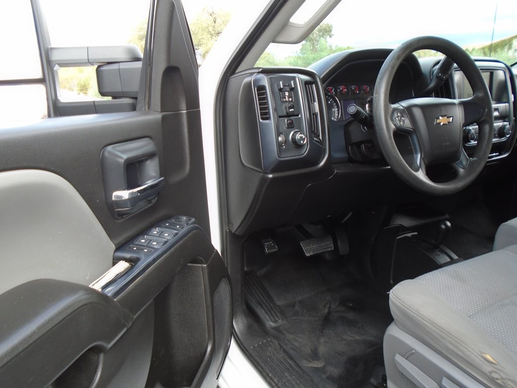 2018 Chevrolet Silverado 1500 Image 11