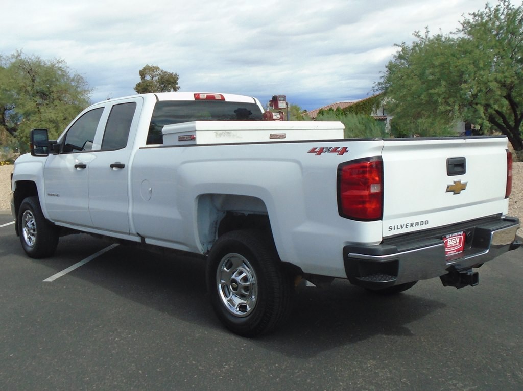 2018 Chevrolet Silverado 1500 Image 3