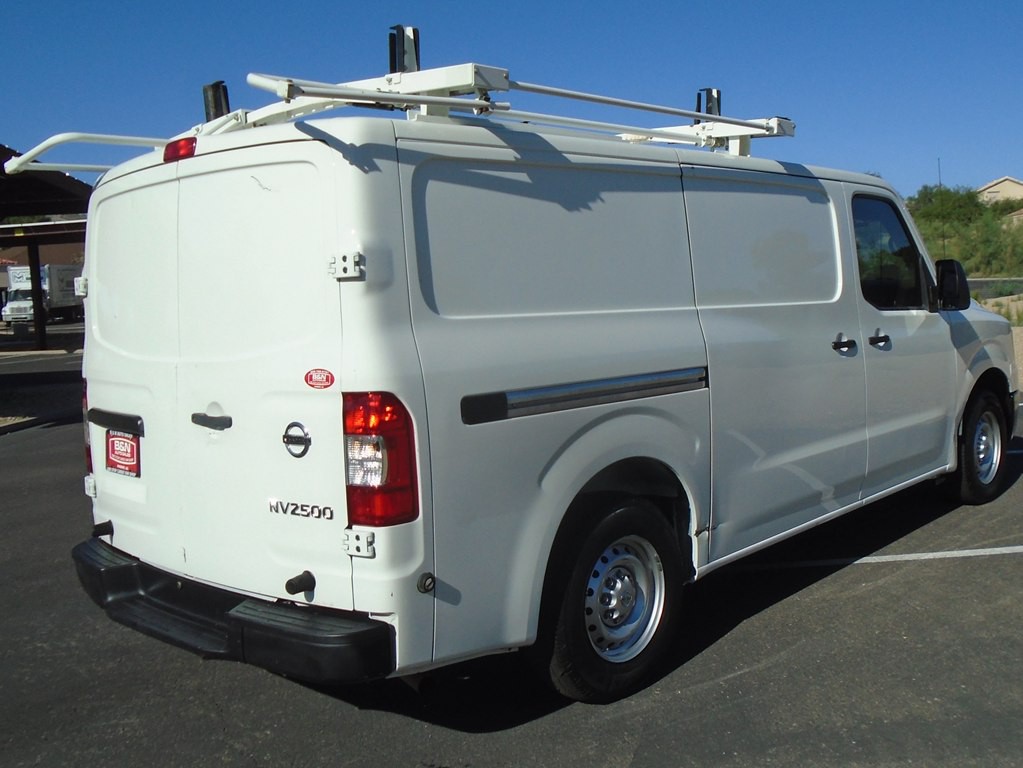 2017 Nissan NV Image 3