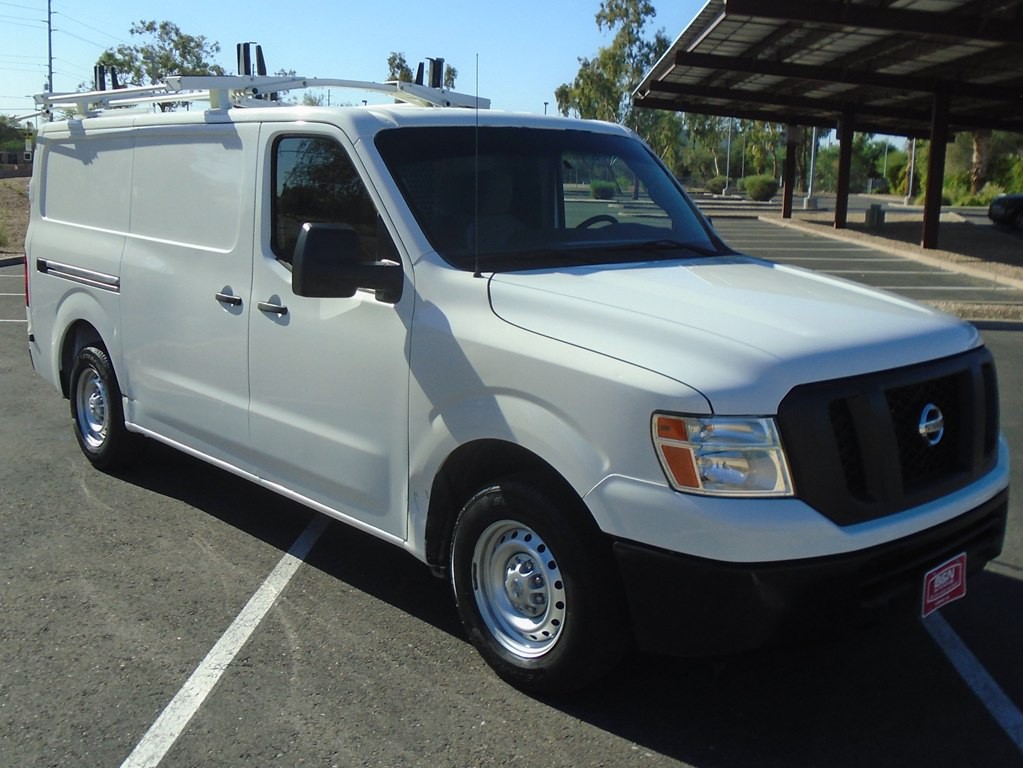 2017 Nissan NV Image 5