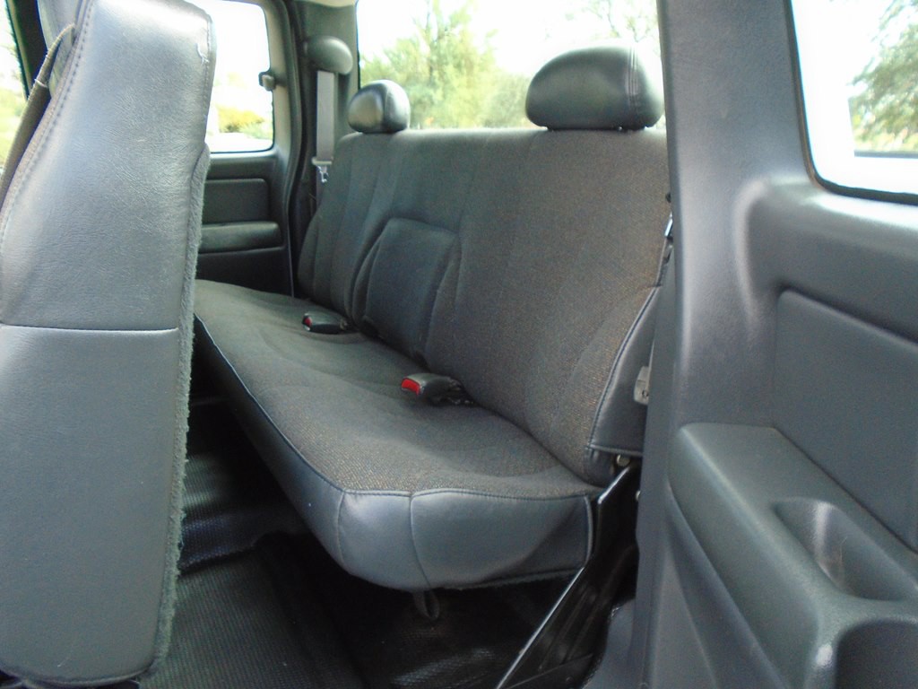 2001 Chevrolet Silverado 1500 Image 8