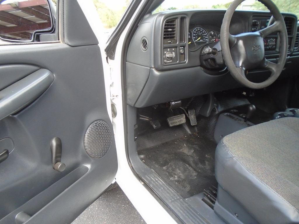 2001 Chevrolet Silverado 1500 Image 9