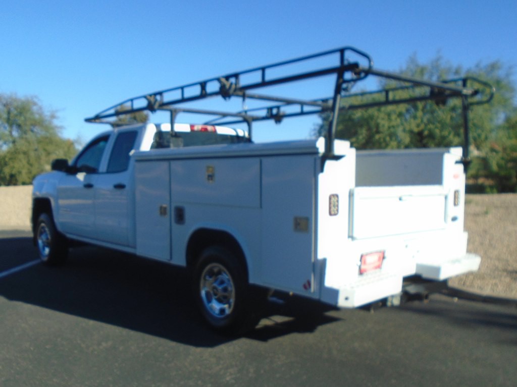2018 Chevrolet Silverado 1500 Image 3