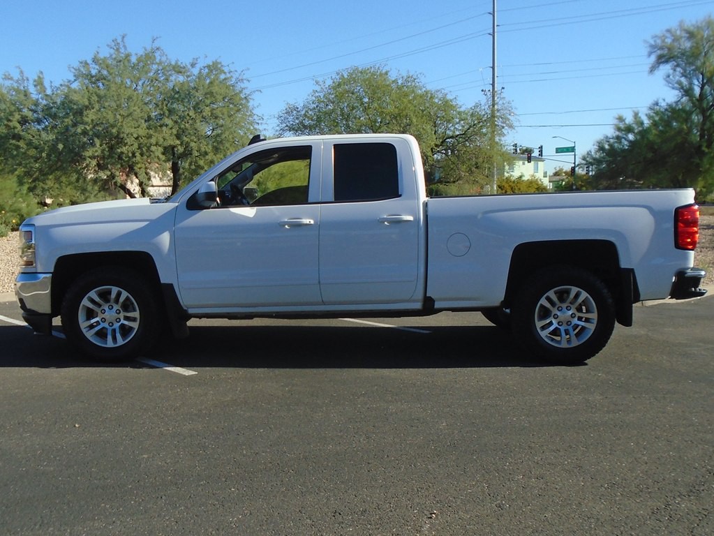 2019 Chevrolet Silverado 1500 Image 2