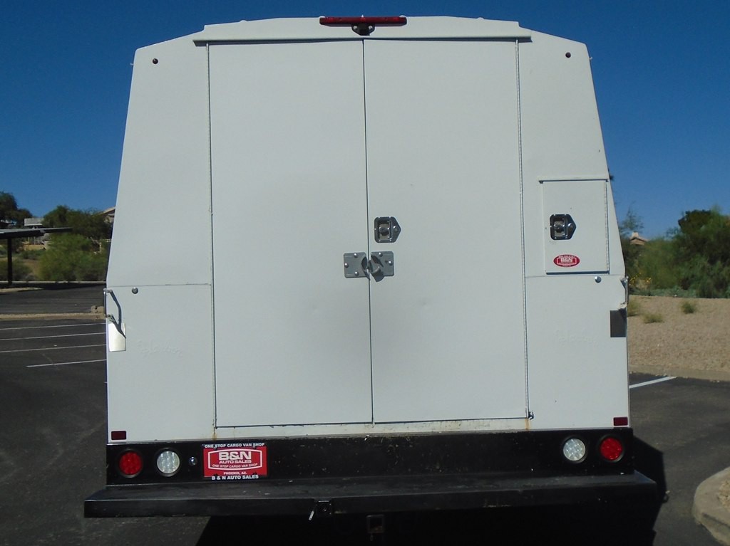 2020 Chevrolet Express Image 4